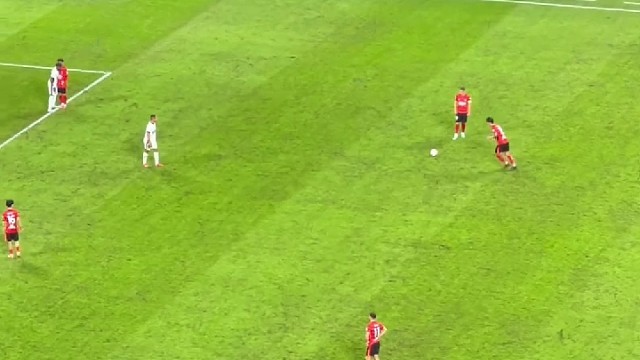 看看实拍的原视作品育精神