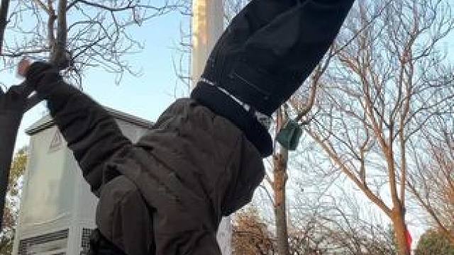 下过雪的地好烫脚！！！