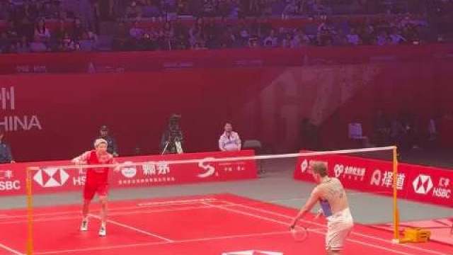 石宇奇就是强，2：0战胜昆拉武特，晋级决赛，决赛加油！ ​​​