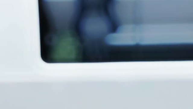 爱是繁春里万蝶振翅的瞬息