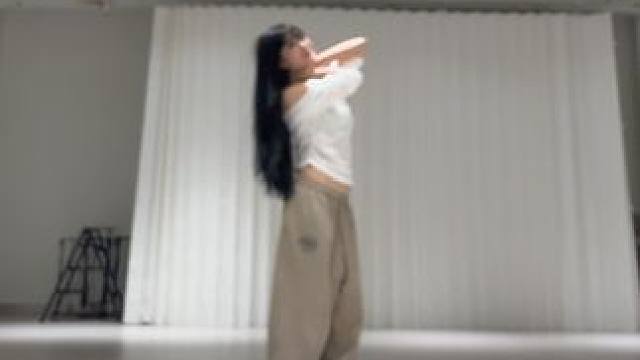 不活了……录了三四遍最好的一遍居然镜头没聚焦！！！！ kissofli