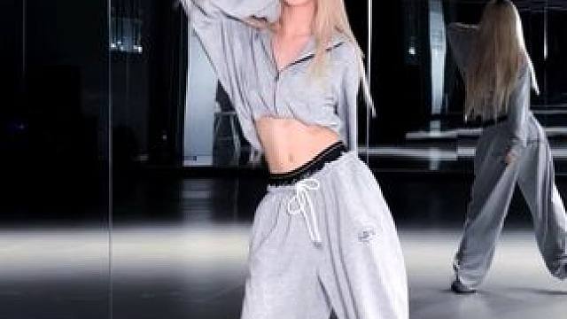 暗恋像一颗颗的青梅果