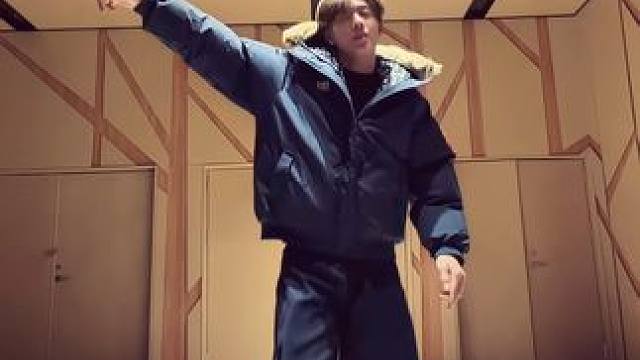 来个单人版的 ATKFY棉服