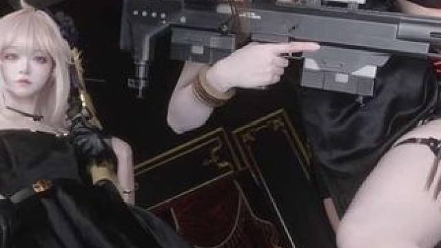 大姐姐和小妹妹我都要！