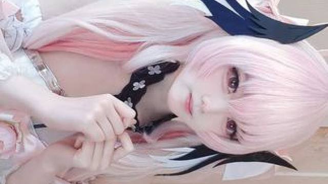 花子说这样穿sensei会喜欢小春