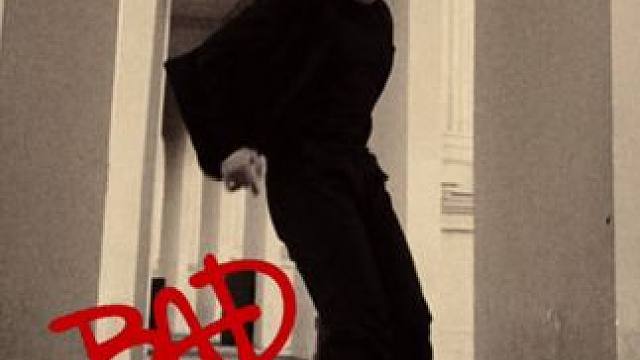 杰克逊转圈踮脚尖挑战Bad challenge