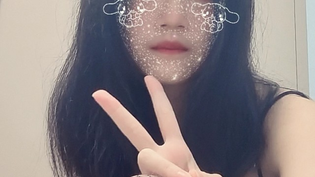 后来遇到跟你很像的人我都会下意识多看两眼。