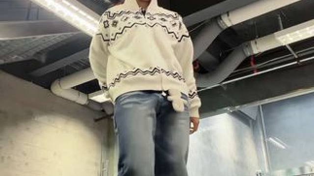 这个高跟鞋的音效听着好爽！！