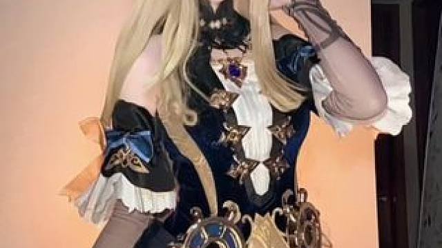 买的自然款 卷卷不明显和我一起玩原神吧原神挪德卡莱