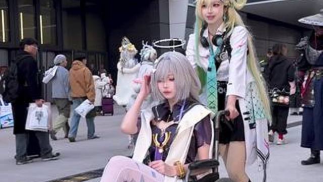 报告 有学生虐待老师