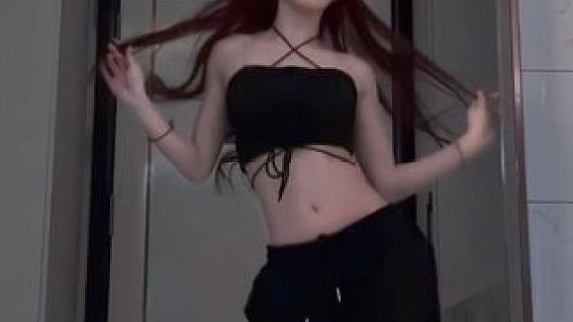 我将反复观看彩排视频