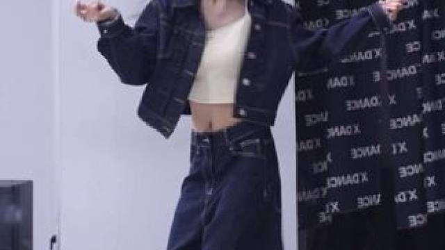 of course 宁宁！ 你在哪里基础编舞