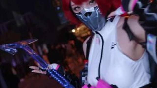 走开，别挡着老板跳舞 摄影