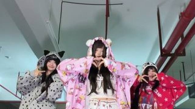 阿里噶多喵喵 montagemmiau #