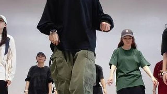 日式的魅力在于即使大框架它律动也不能断 #