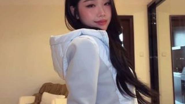 来跳这个很慵懒的gameboy gameboy