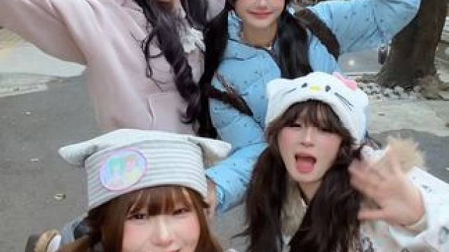 双马尾四人组 热门舞蹈计划