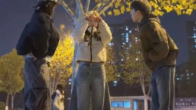 第三个动作像不像摘星星