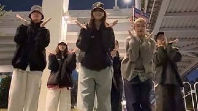 这么火的进行曲 hiphop选手也要来一个️