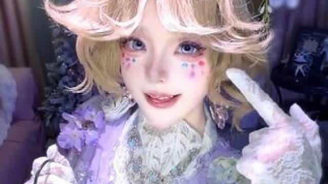 这个爱丽丝怎么对我卖萌 萌妹子emoji表情模仿