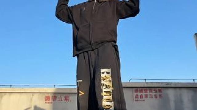 两个神曲的结合怎么可能会不好听！