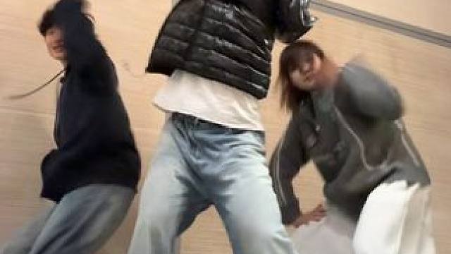 看出来是谁想拍吧，好爽的舞！