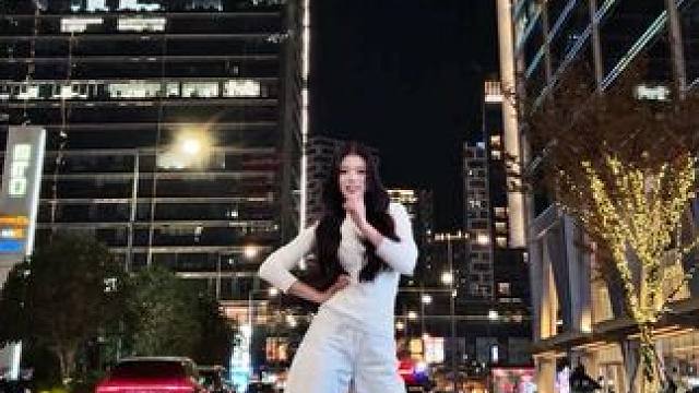 当面一句话都说不出来 却在背后说我坏话