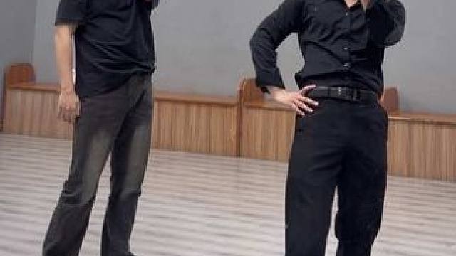 抱着哪个妹妹上花轿