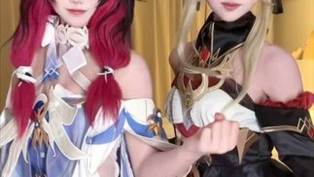 她俩是正经女同事吧？ 木偶