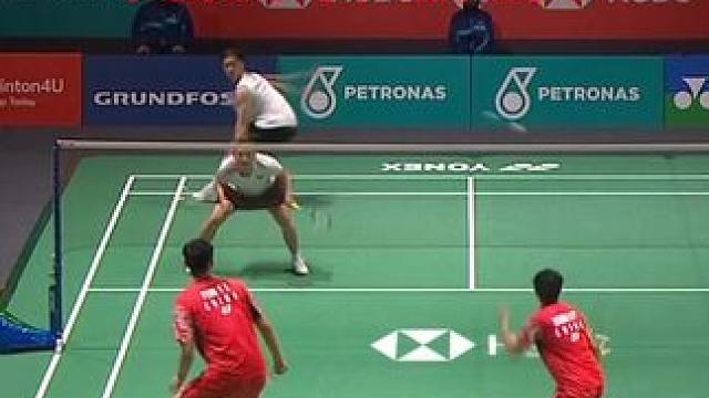 黄东萍这个击球，真是夯爆了