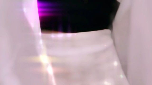 没有谁说一个人不能蹦迪