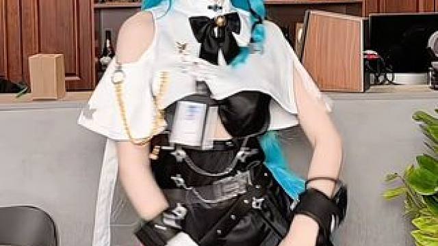 我的丝袜好像要逃跑……