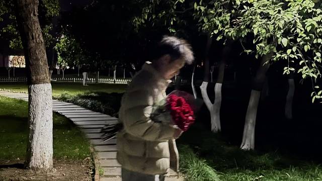 糟糕好像又老了一岁，生日快乐。