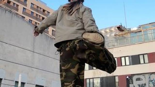 今天来首硬曲《熊出drill》