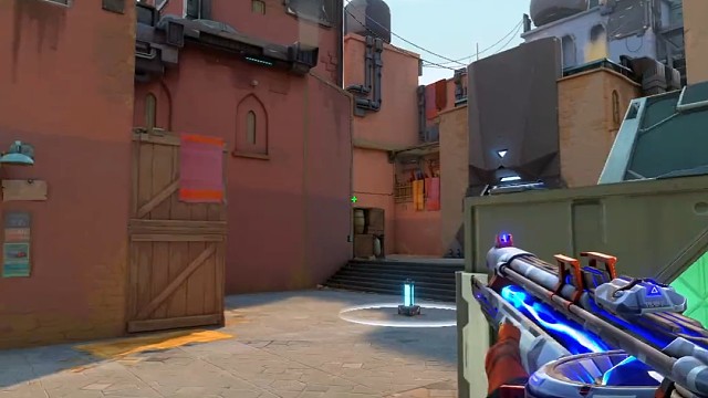 被三兄弟热情的招待 了一下