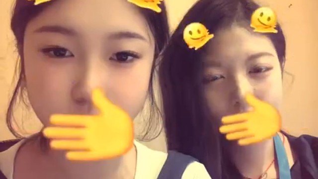 和姐妹日常合影