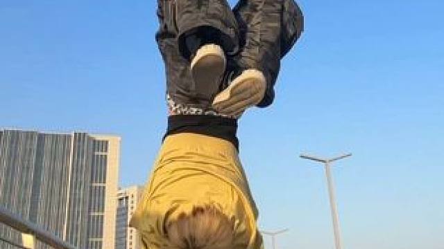 这个末班车还能赶上嘛！大风我讨厌你