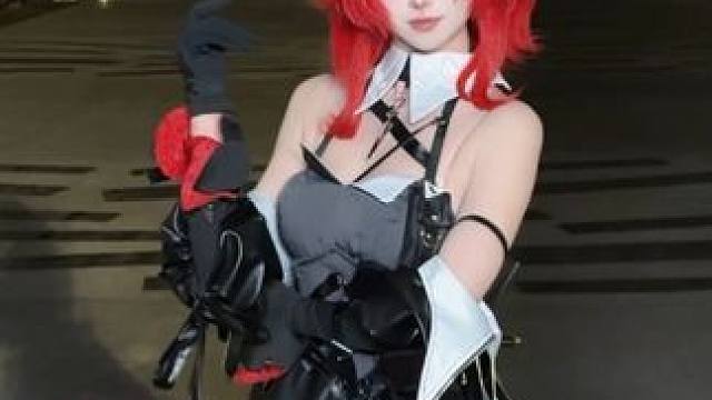 At感觉最酷的人？那当然是她！