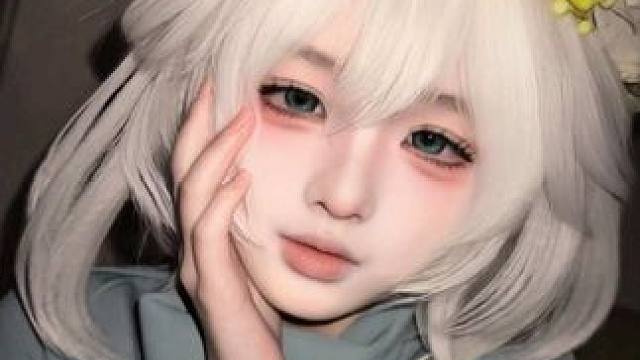 某年某月某个星期几 某时某地你为我淋雨