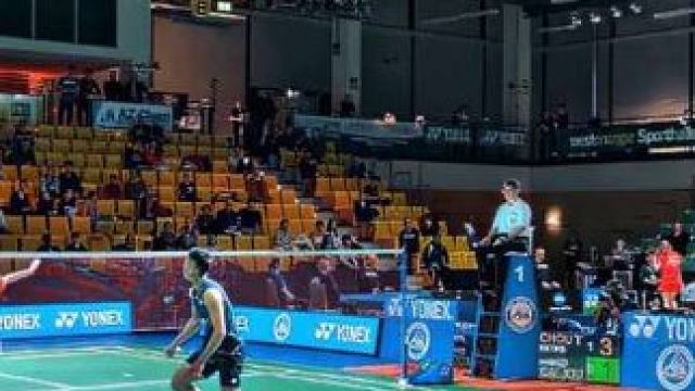 这首歌写给你听 我想请你闭上眼睛.