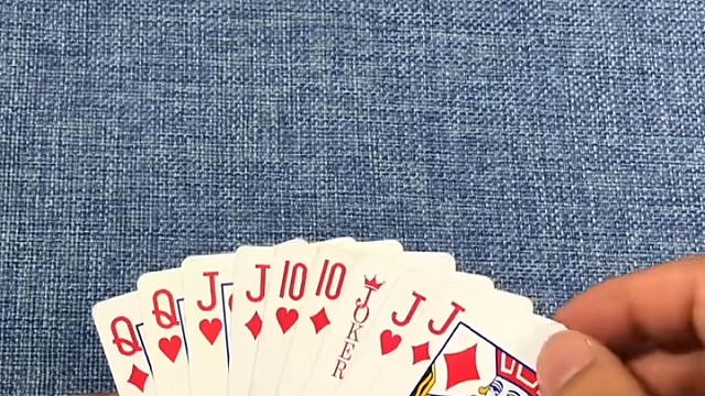 懂行的都这么出牌！大王开路，四带两对直接把牌面拉满！