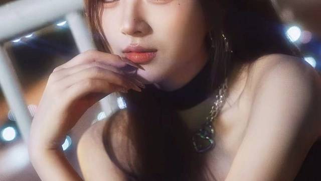 承认吧，你也很为我着迷吧！️