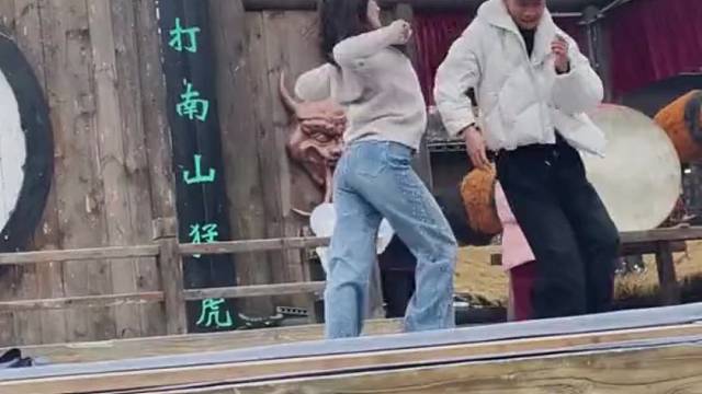 听说戴眼镜的玩得都花？？