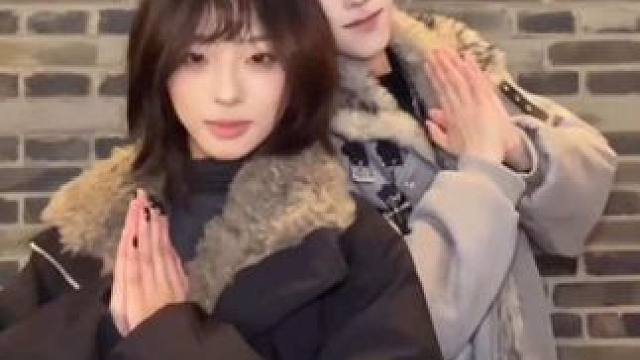 和coser朋友仿佛不在一个图层