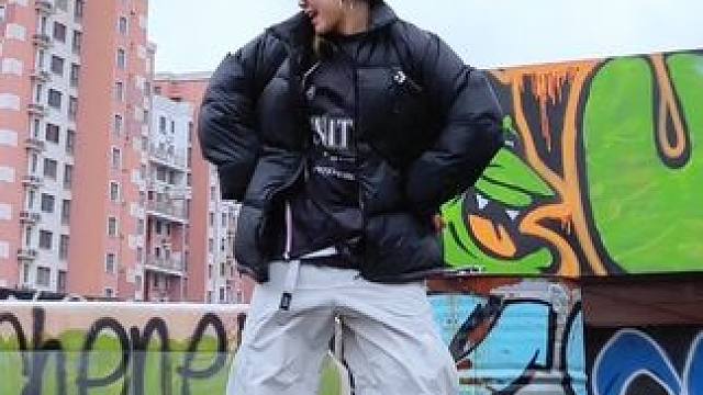 冬天腿冷的跳这个 烫脚舞