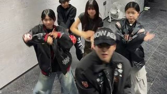 师兄带师弟师妹们跳一段nobatidao舞蹈挑战