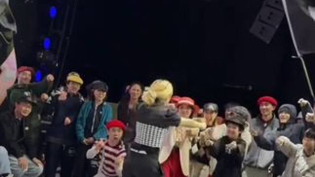 遇到不擅长的慢歌怎么办，那我就请求外援协助哈哈 我的帽子怎