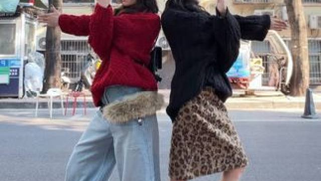 用tellme欢迎jyp！ 就这样跳舞迎接JYP本人