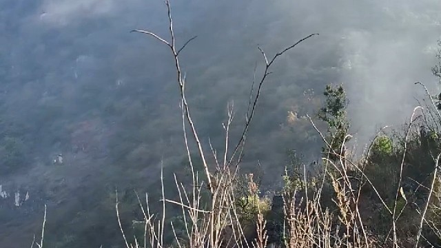 云南的山，云南的美，云南四季如春