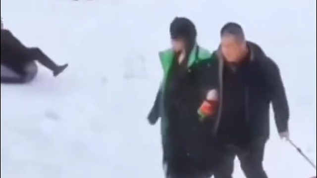 怎么还抱着不放了[捂脸]